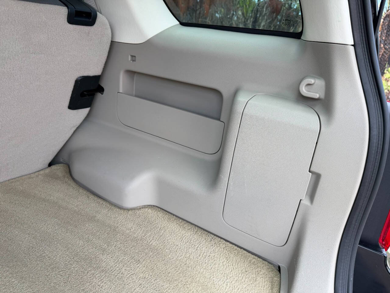 Used 2008 Ford Escape XLS FWD image 19