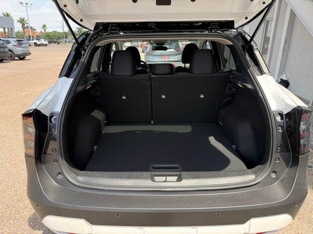New 2026 Nissan Kicks SV FWD image 30