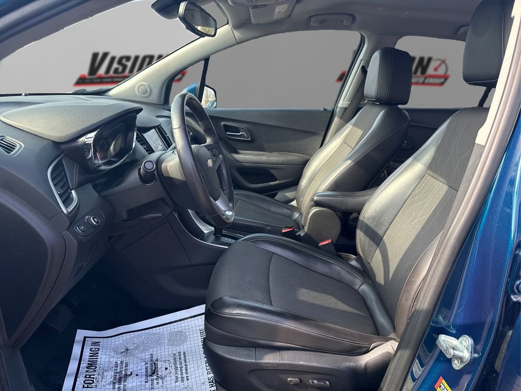 Used 2020 Chevrolet Trax LT w/ Driver Confidence Package image 9
