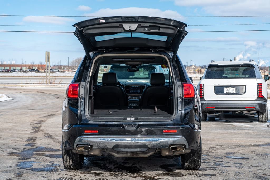 Used 2017 GMC Acadia Denali image 12