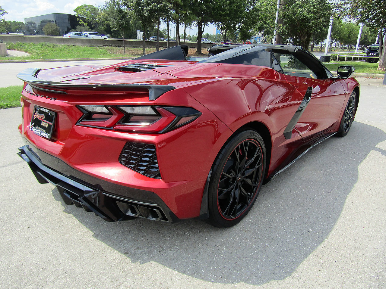 Used 2024 Chevrolet Corvette Stingray Preferred Conv w/ Stealth Interior Trim Package RWD image 5