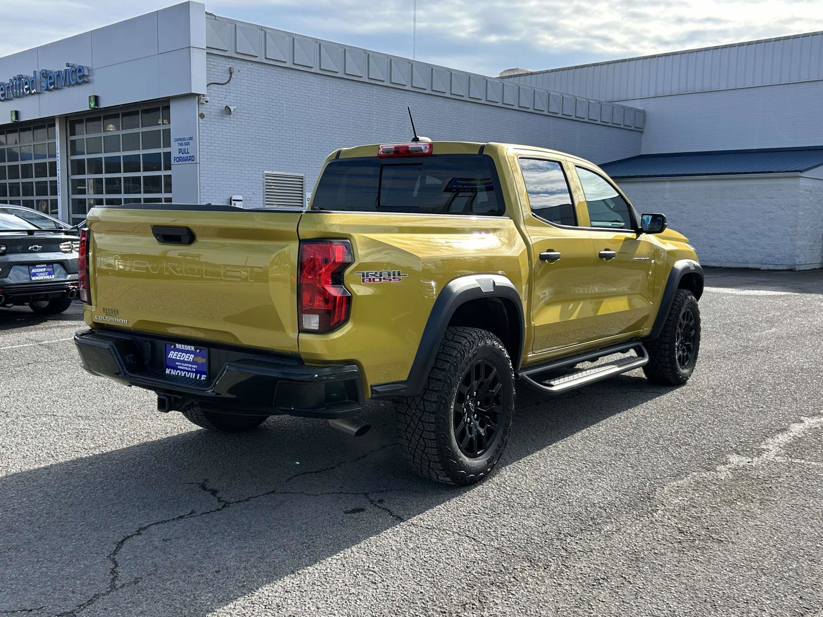 Used 2023 Chevrolet Colorado Trail Boss w/ Advanced Trailering Package image 3