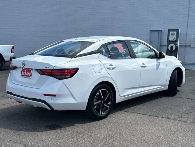 Used 2024 Nissan Sentra SV FWD image 11
