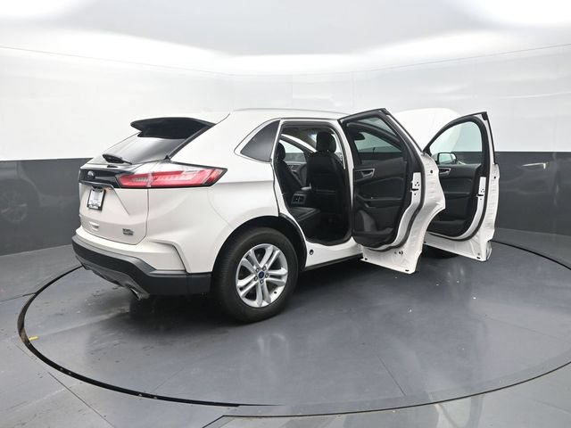 Used 2019 Ford Edge SEL w/ Equipment Group 201A AWD/4WD image 38