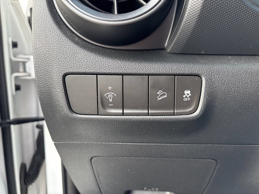 Used 2022 Hyundai Kona N Line FWD image 19