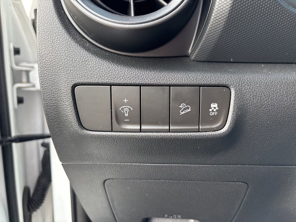 Used 2022 Hyundai Kona N Line FWD image 19