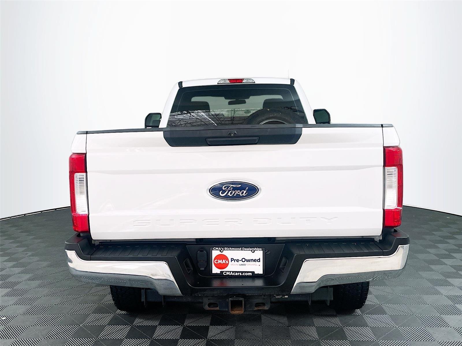Used 2018 Ford F250 XL w/ Power Equipment Group AWD/4WD image 7