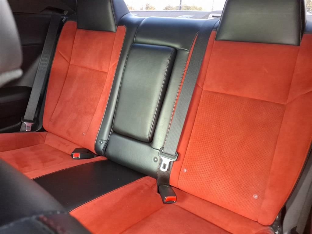 Used 2017 Dodge Challenger R/T Scat Pack RWD image 23