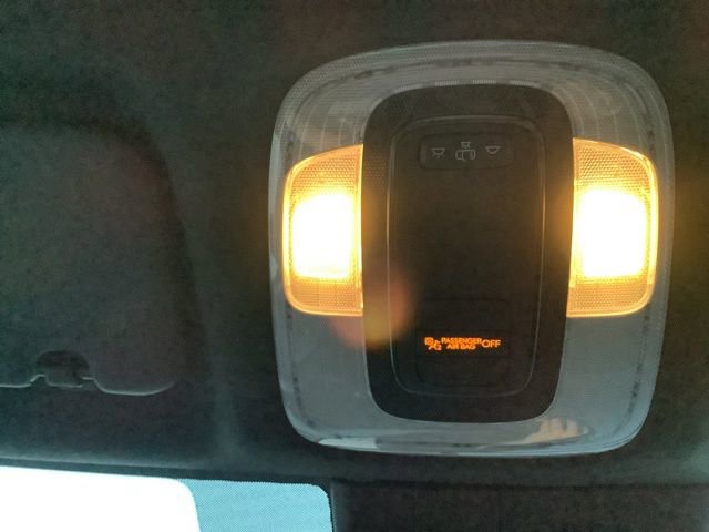 Certified 2025 Hyundai Elantra Sport image 29