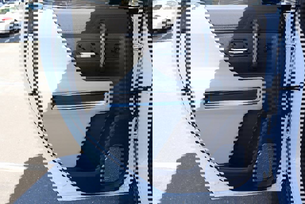 New 2026 GMC Hummer EV SUV image 23