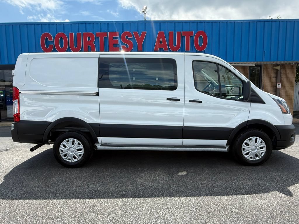 Used 2025 Ford Transit 250 Low Roof w/ Exterior Upgrade Package RWD image 8