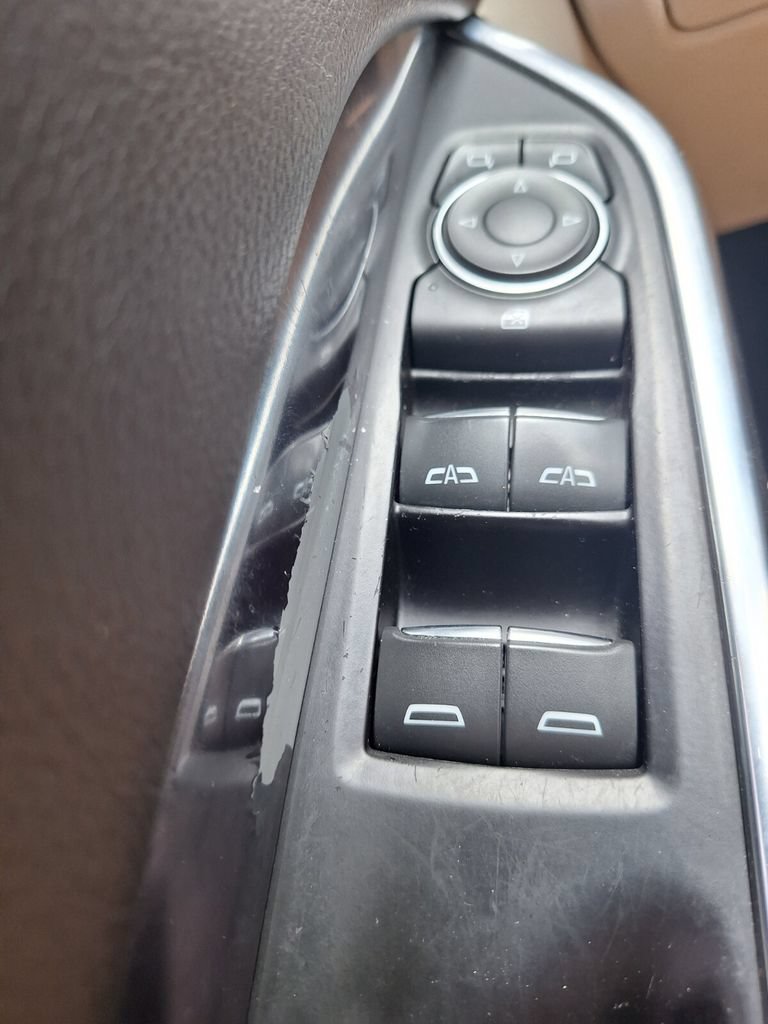 Used 2019 Cadillac XT4 Luxury FWD image 20