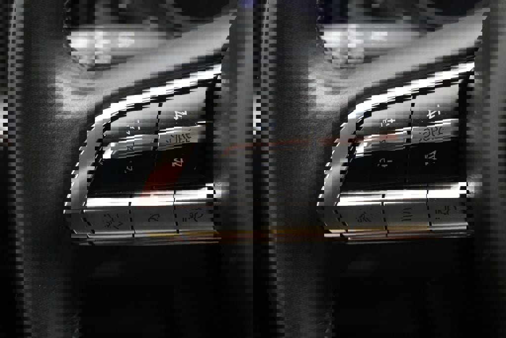 Used 2025 MAZDA CX-50 AWD 2.5 S w/ Select Package image 18