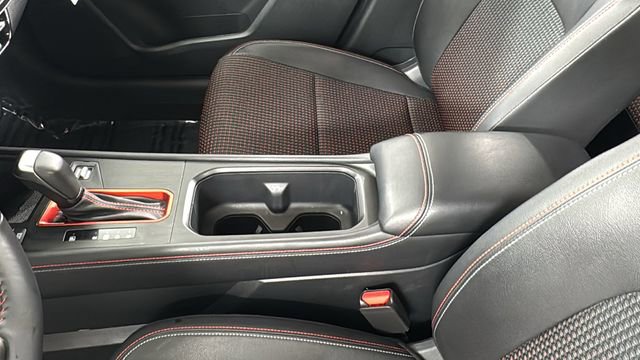 Certified 2025 Nissan Kicks SR image 34