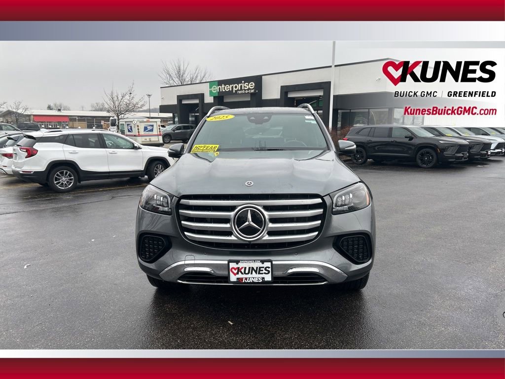 Used 2025 Mercedes-Benz GLS 450 4MATIC image 12