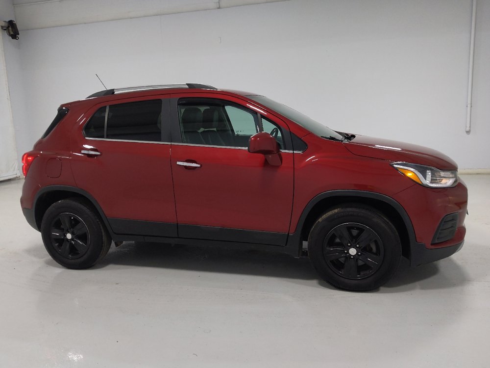 Used 2020 Chevrolet Trax LT w/ LT Convenience Package AWD/4WD image 11
