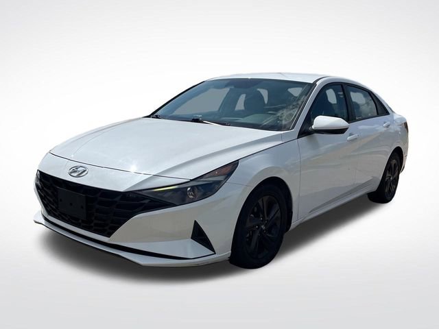 Used 2022 Hyundai Elantra SEL w/ Cargo Package FWD image 3