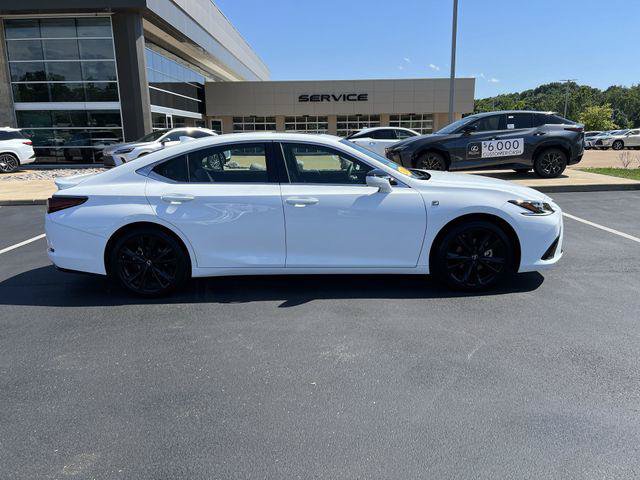 Certified 2024 Lexus ES 350 F Sport w/ Technology Package FWD image 2