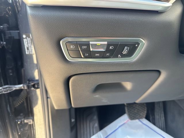 Used 2020 BMW X7 xDrive40i w/ Premium Package image 12