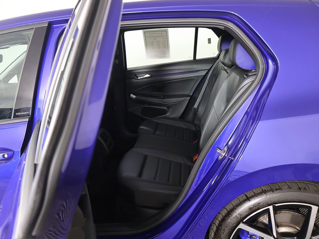 Used 2024 Volkswagen Golf R AWD/4WD image 34