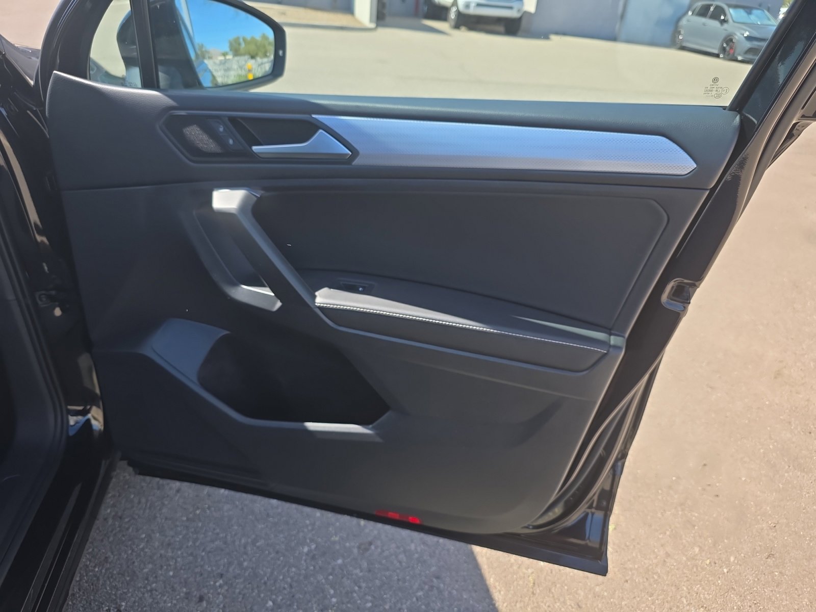 Certified 2022 Volkswagen Tiguan S image 16