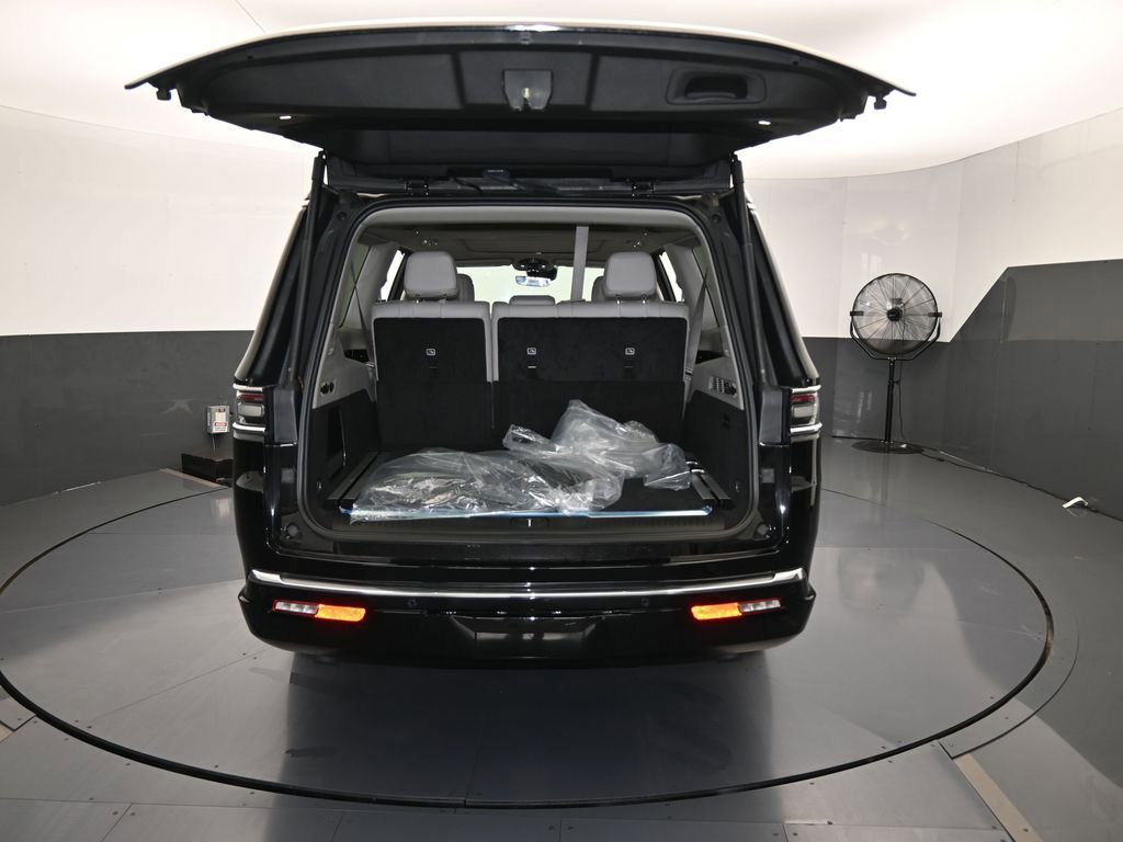 Used 2024 Jeep Grand Wagoneer L 4WD image 49