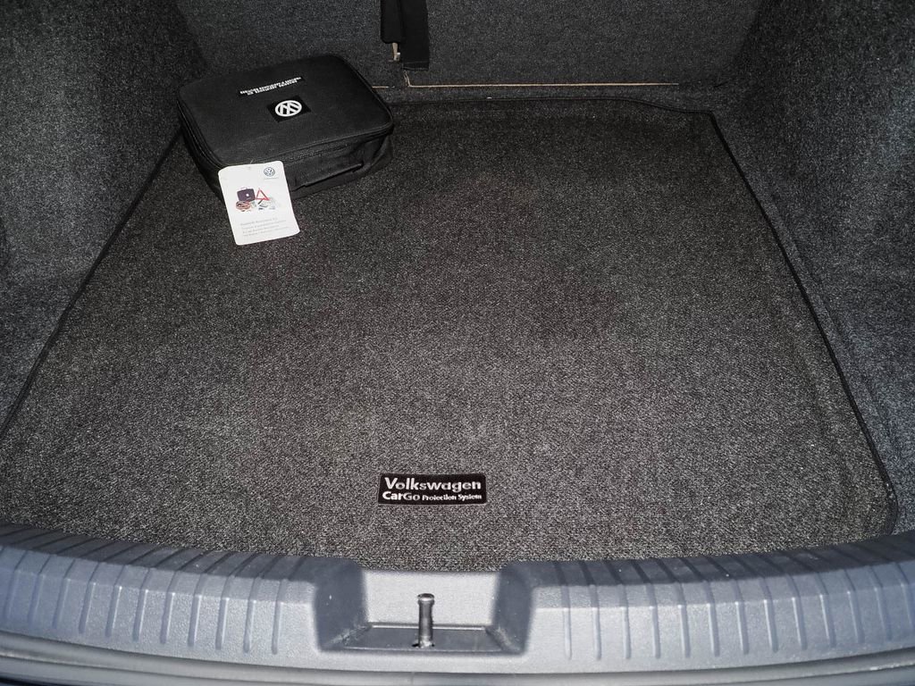 Used 2019 Volkswagen Jetta SE image 9