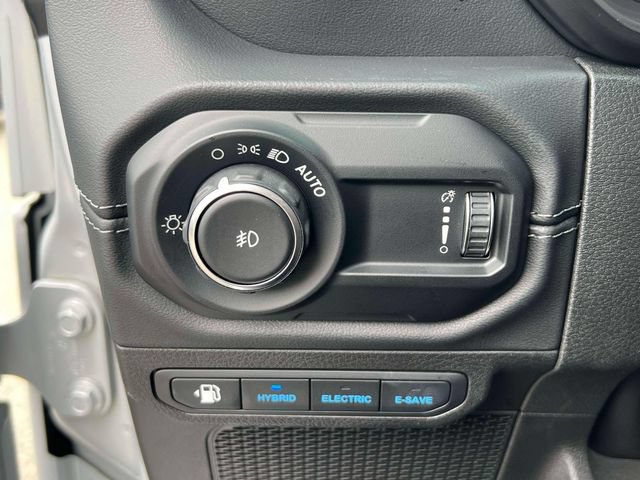 Used 2024 Jeep Wrangler High Altitude AWD/4WD image 20