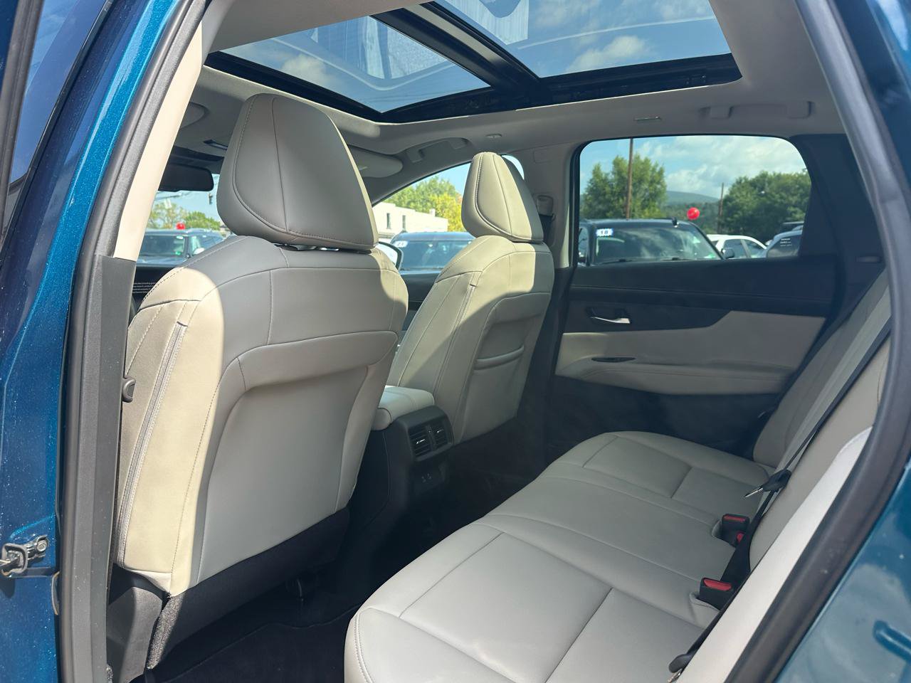 Used 2025 Nissan Murano SL AWD/4WD image 22