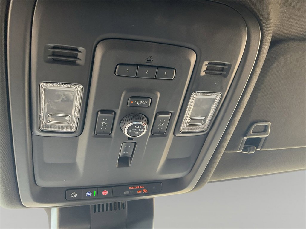 Used 2024 GMC Yukon Denali image 15