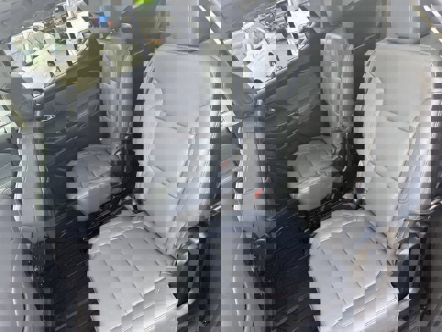 Used 2021 Chevrolet Traverse Premier image 11