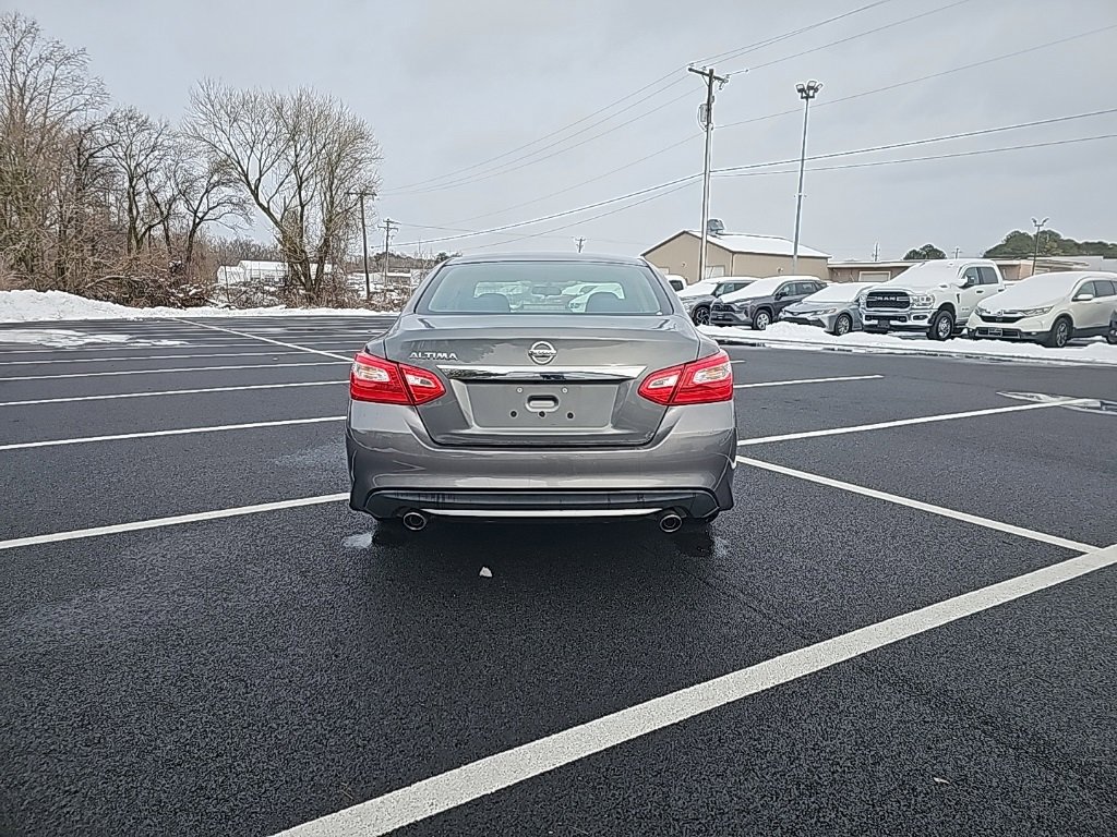 Used 2017 Nissan Altima 2.5 S w/ Power Driver Seat Package image 6