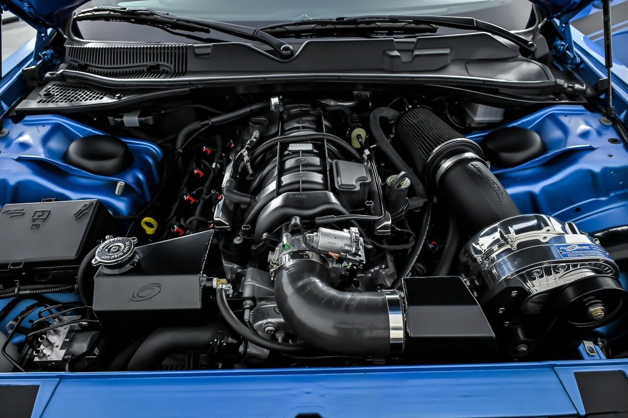 Used 2023 Dodge Challenger R/T w/ Performance Handling Group RWD image 17