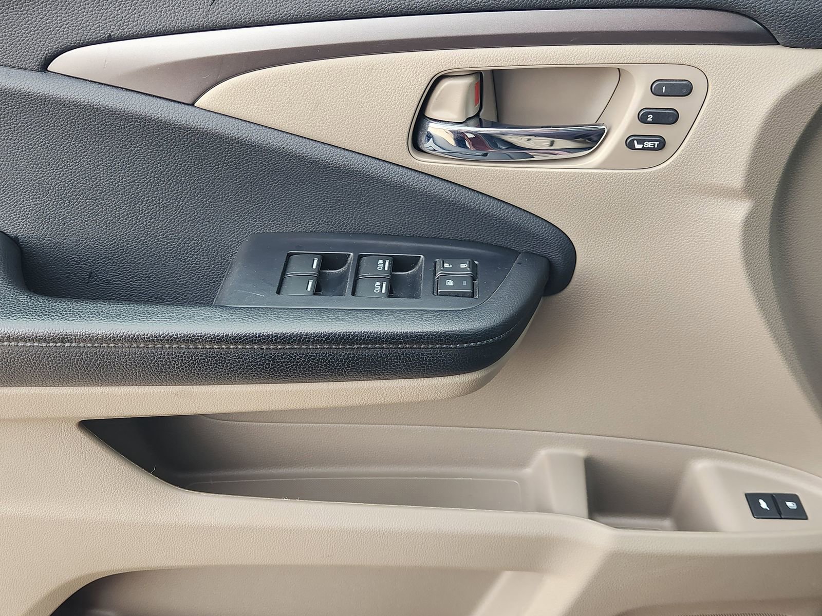 Used 2019 Honda Pilot EX-L image 26