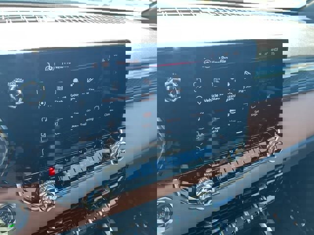 Used 2025 GMC Canyon AT4 w/ Nightfall Edition image 15