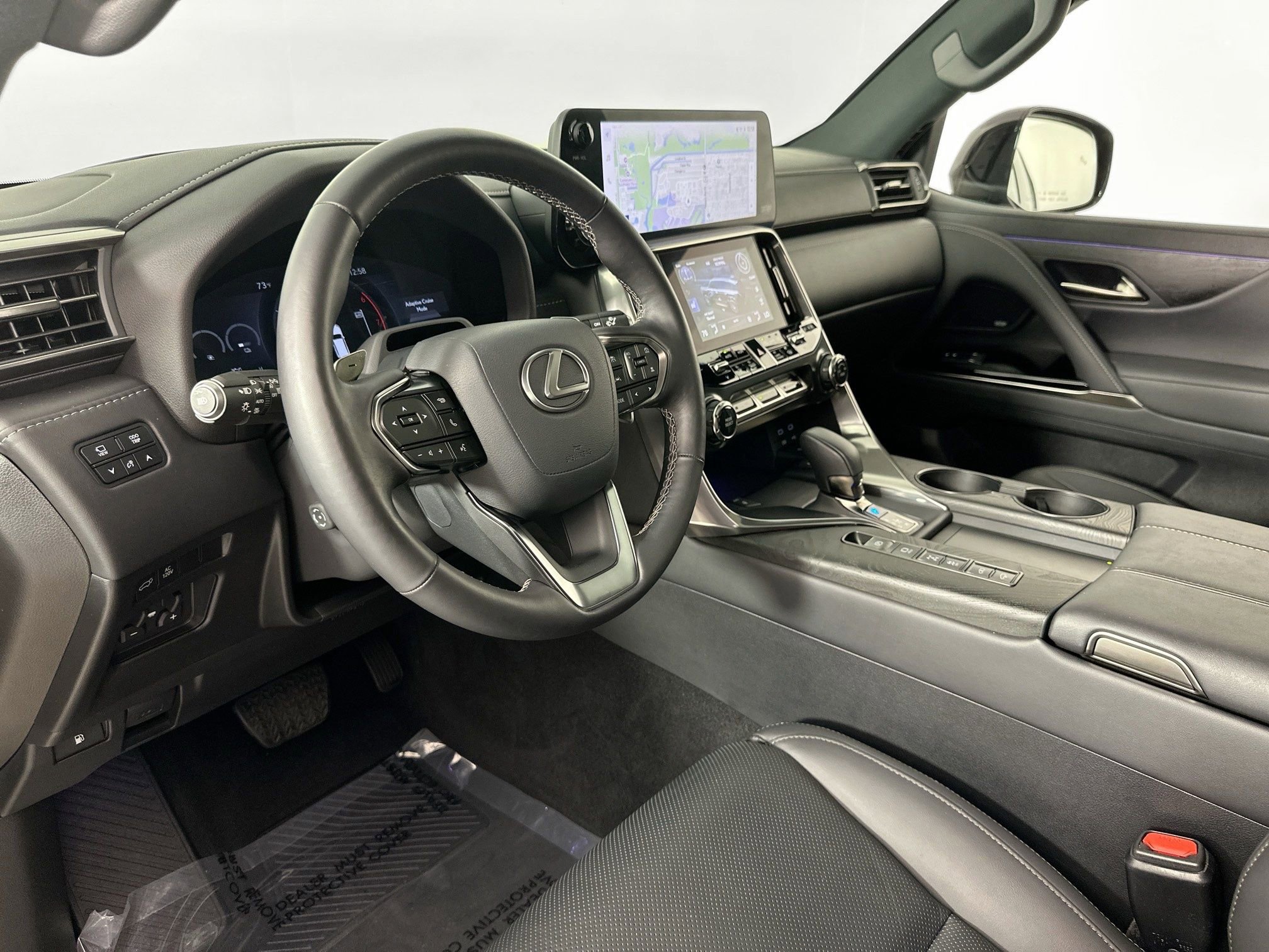 Used 2025 Lexus LX 700h Overtrail AWD/4WD image 10