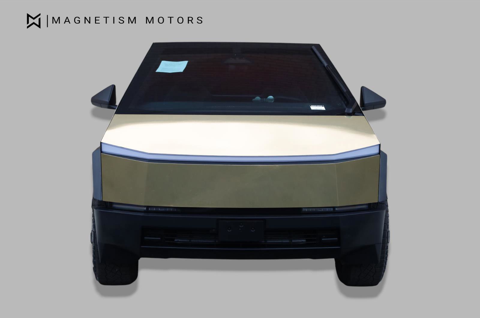 Used 2024 Tesla Cybertruck AWD Crew Cab image 4