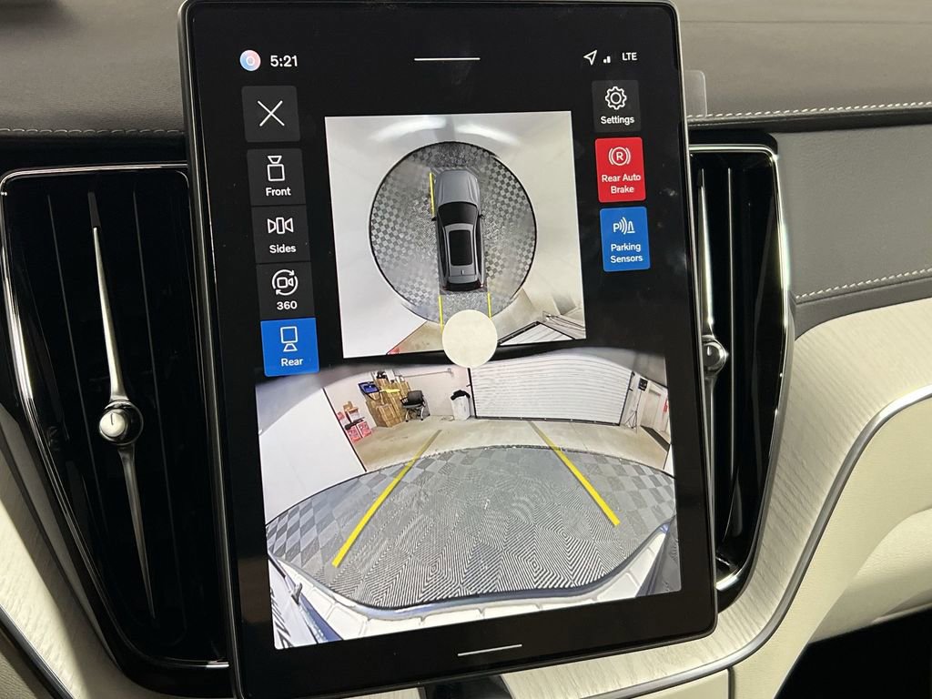 New 2026 Volvo XC60 B5 Ultra w/ Protection Package Premier image 22