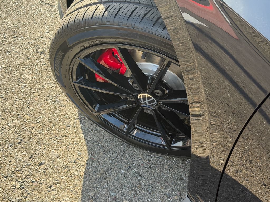 New 2026 Volkswagen Jetta GLI Autobahn FWD image 12