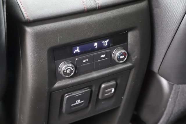 Used 2023 Chevrolet Traverse RS AWD/4WD image 21