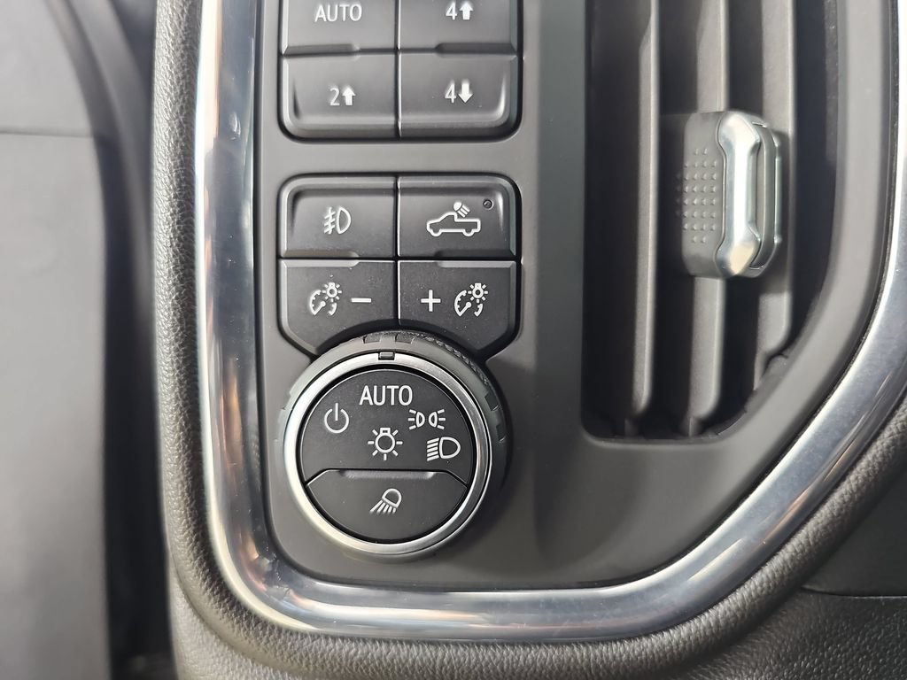 Certified 2020 Chevrolet Silverado 1500 RST AWD/4WD image 31