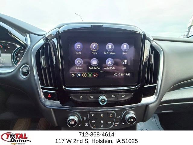 Used 2021 Chevrolet Traverse LT image 23
