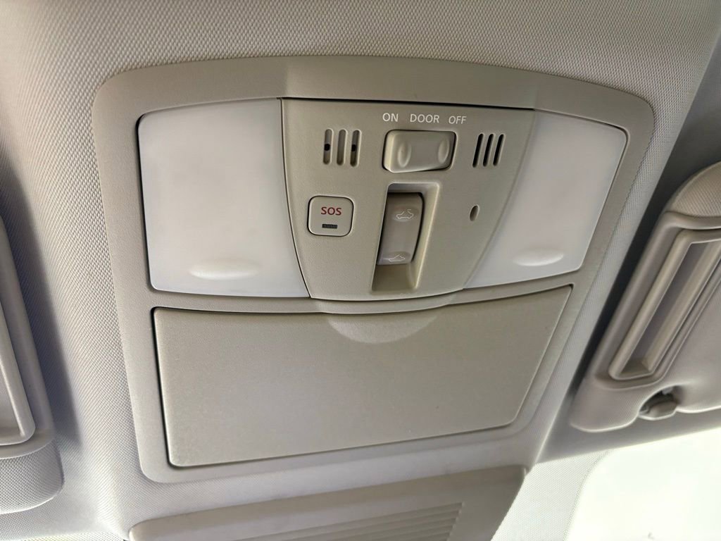 Used 2018 Nissan Armada SL w/ Moonroof Package image 38