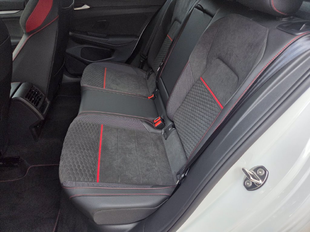 Certified 2026 Volkswagen GTI SE FWD image 22