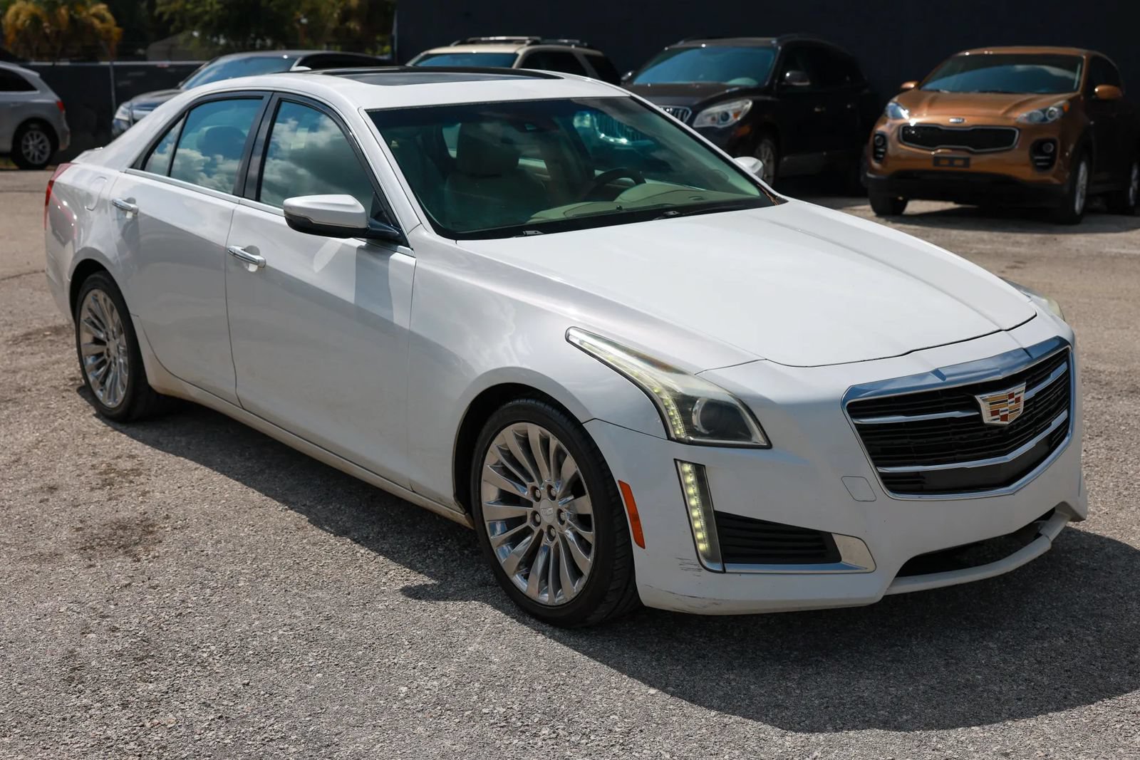 Used 2015 Cadillac CTS Luxury RWD image 9