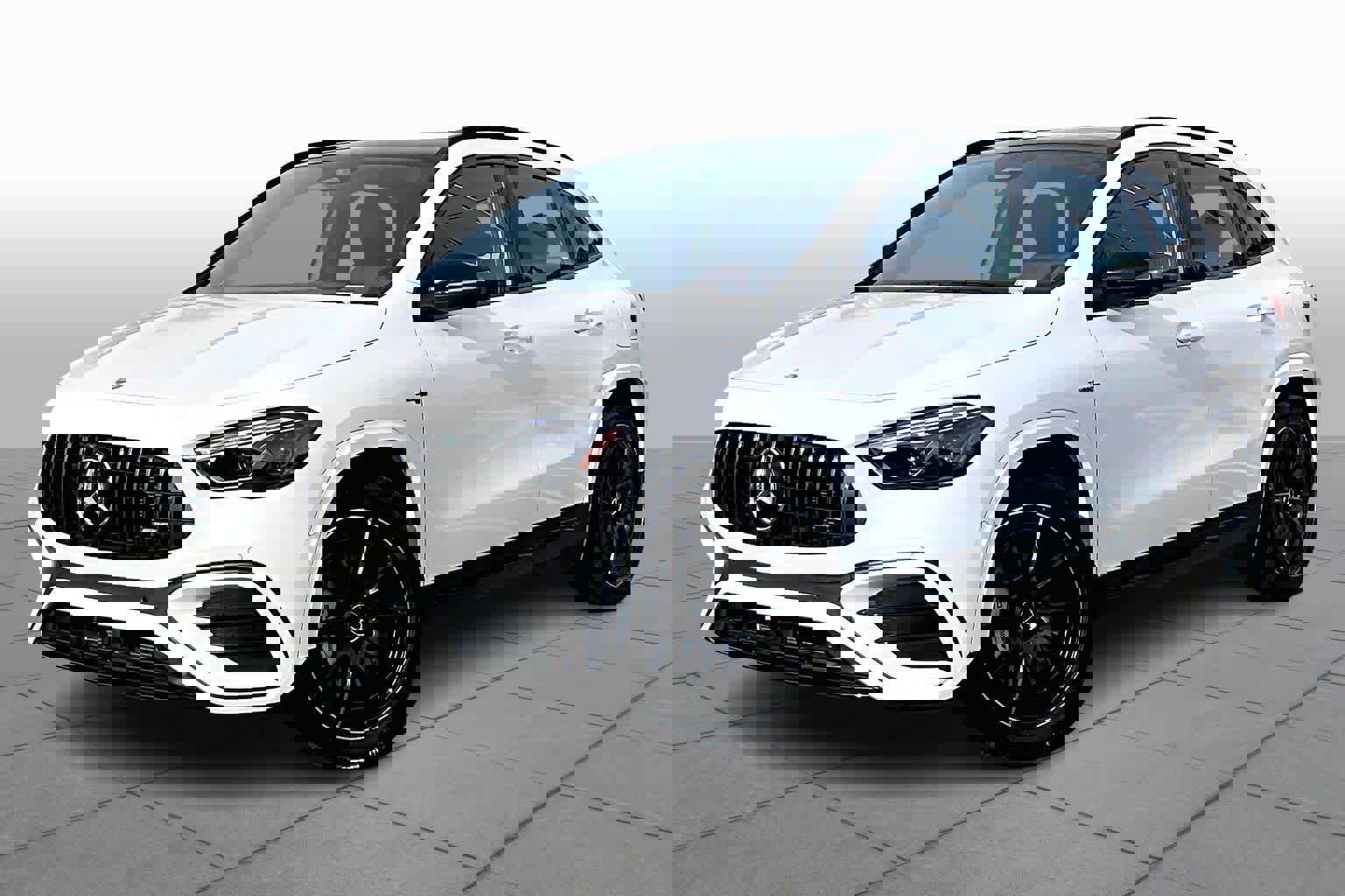 Used 2025 Mercedes-Benz GLA 35 AMG 4MATIC image 2