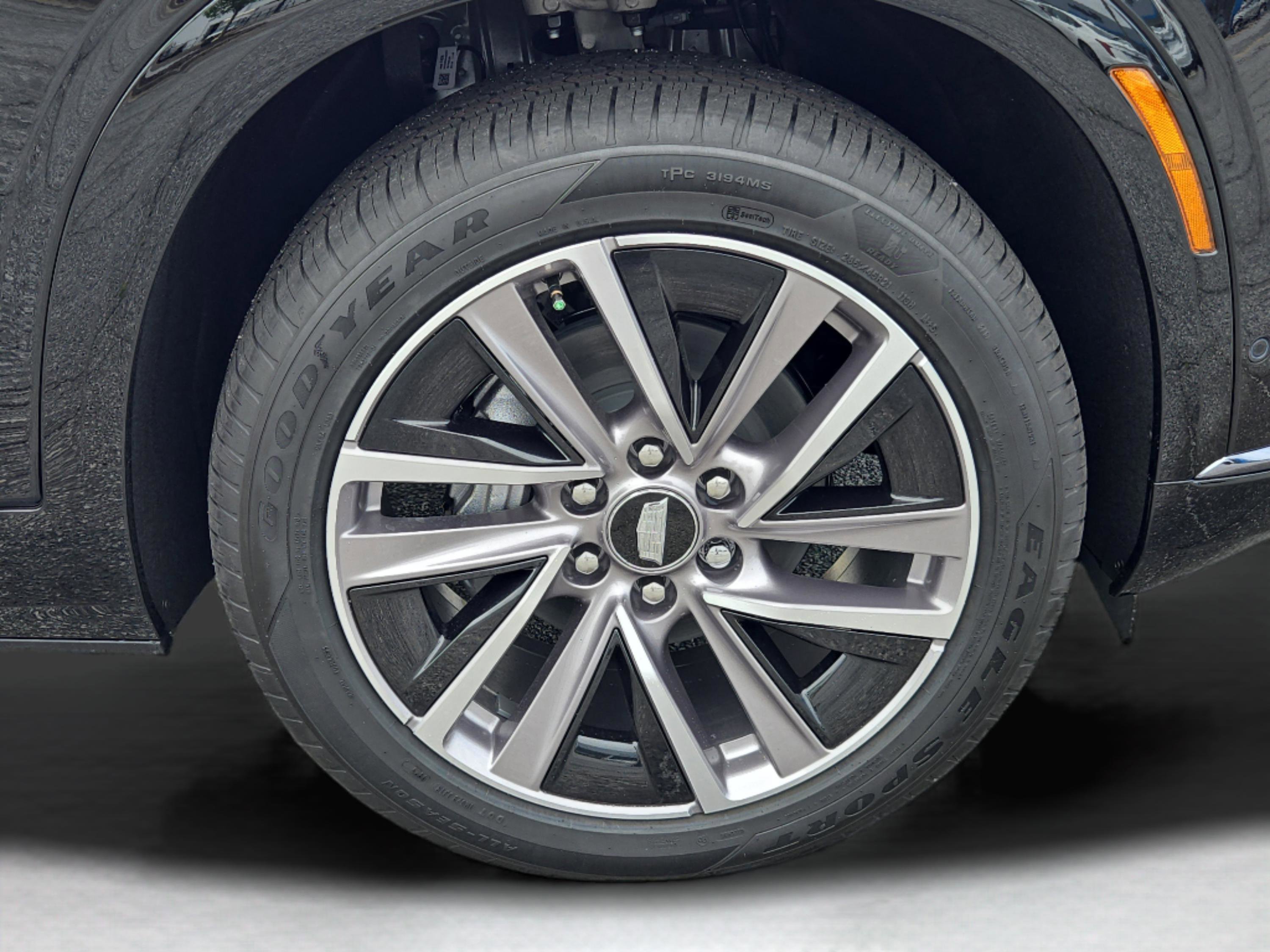 New 2026 Cadillac Vistiq Sport image 6