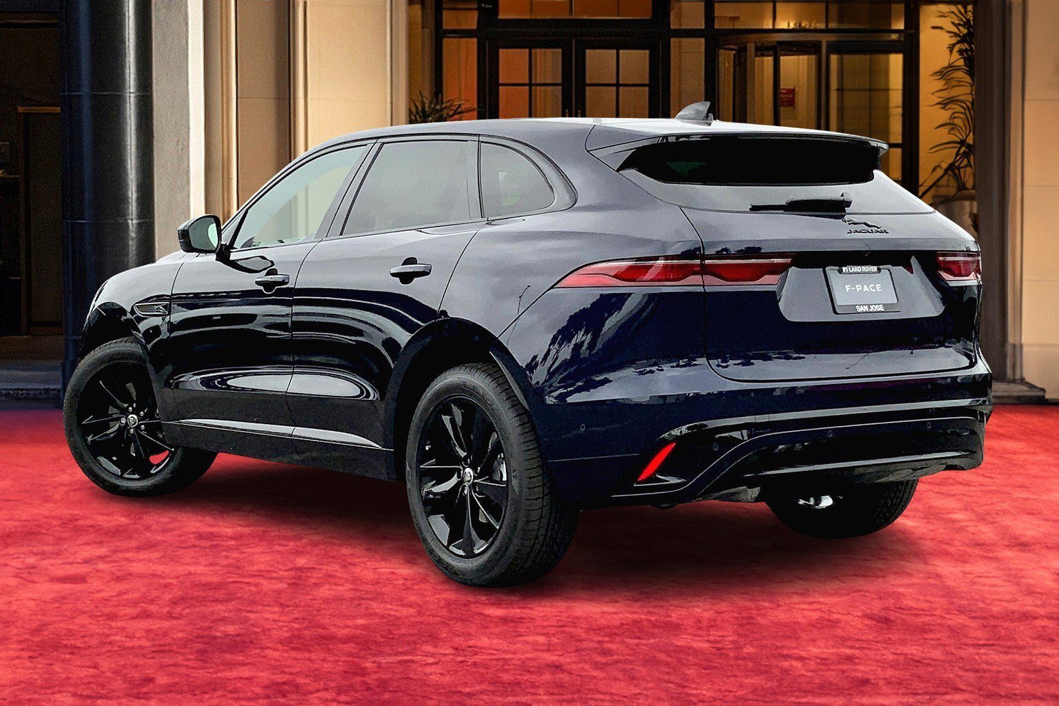 New 2025 Jaguar F-PACE R-Dynamic S image 4
