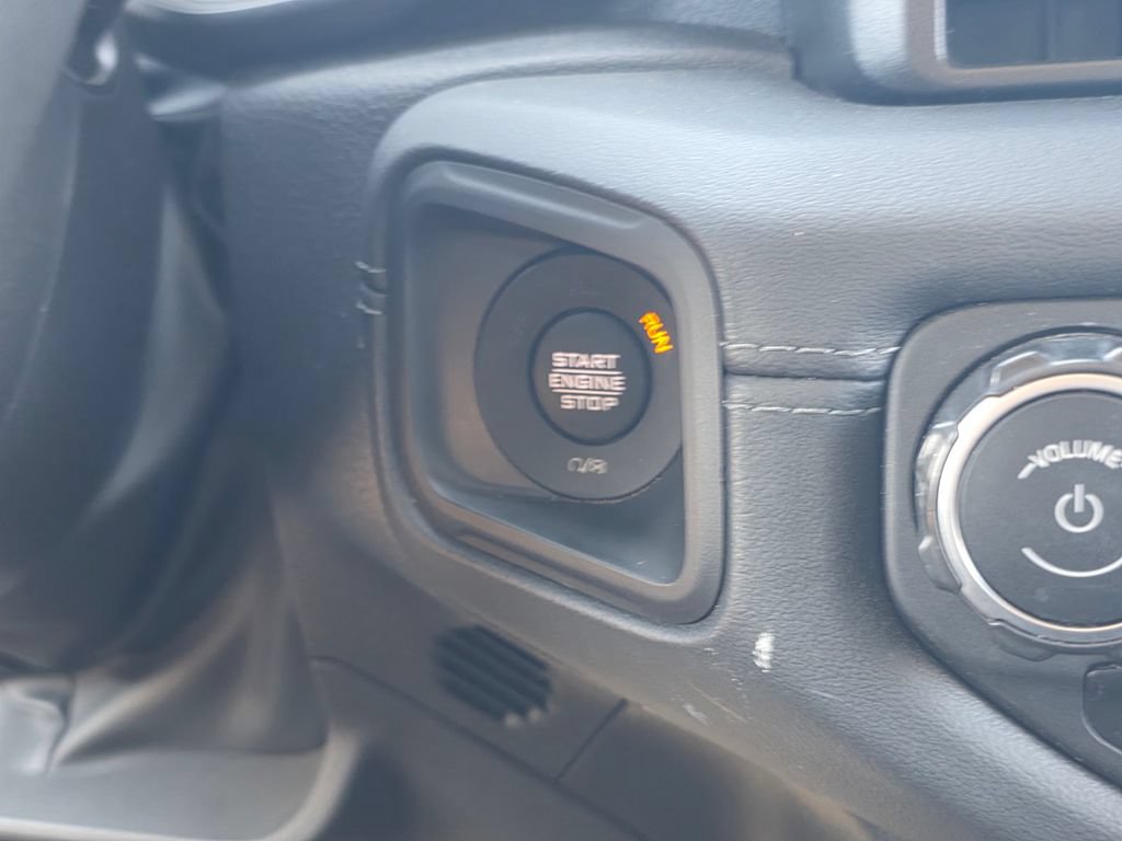 Used 2024 Jeep Wrangler Unlimited Rubicon 4xe AWD/4WD image 33