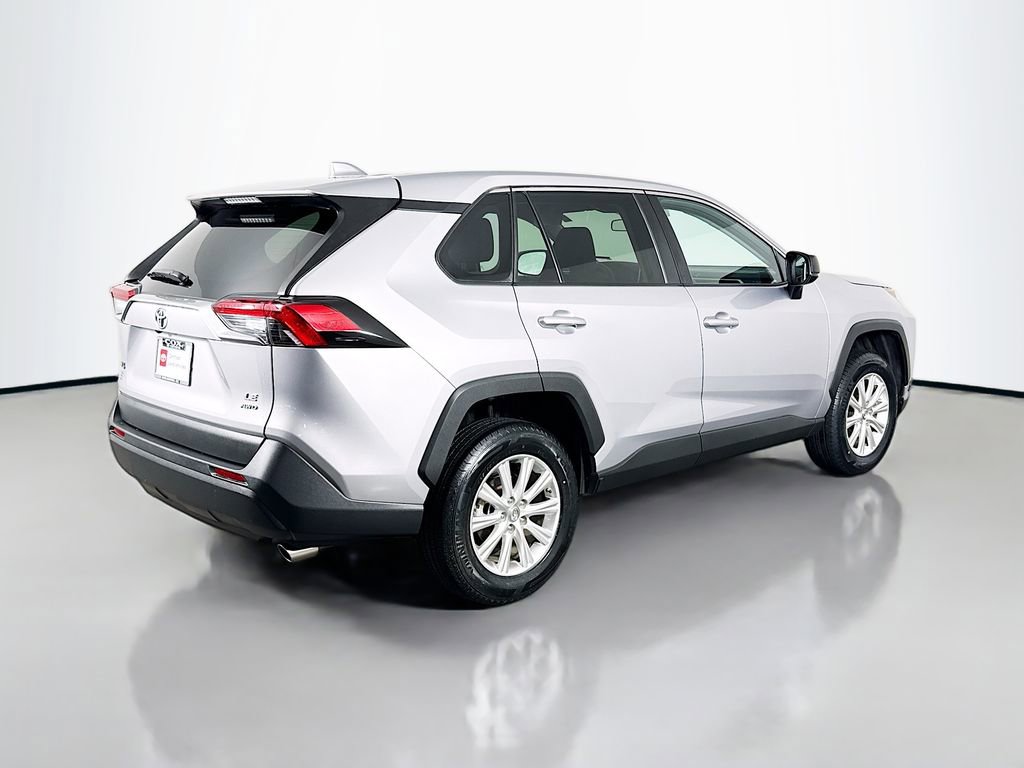 Certified 2023 Toyota RAV4 LE image 5